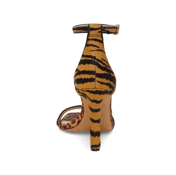 Vince Camuto Fur Heels Animal Leopard Print Camel - Picture 12 of 15